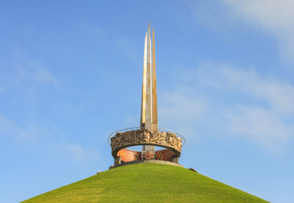 Выставочные мероприятия на мемориальном комплексе «Курган Славы», посвященных Году мира и созидания